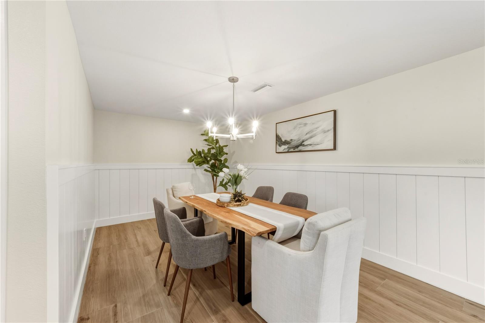 REPLAT OF BONAIRE BAYOU - Residential