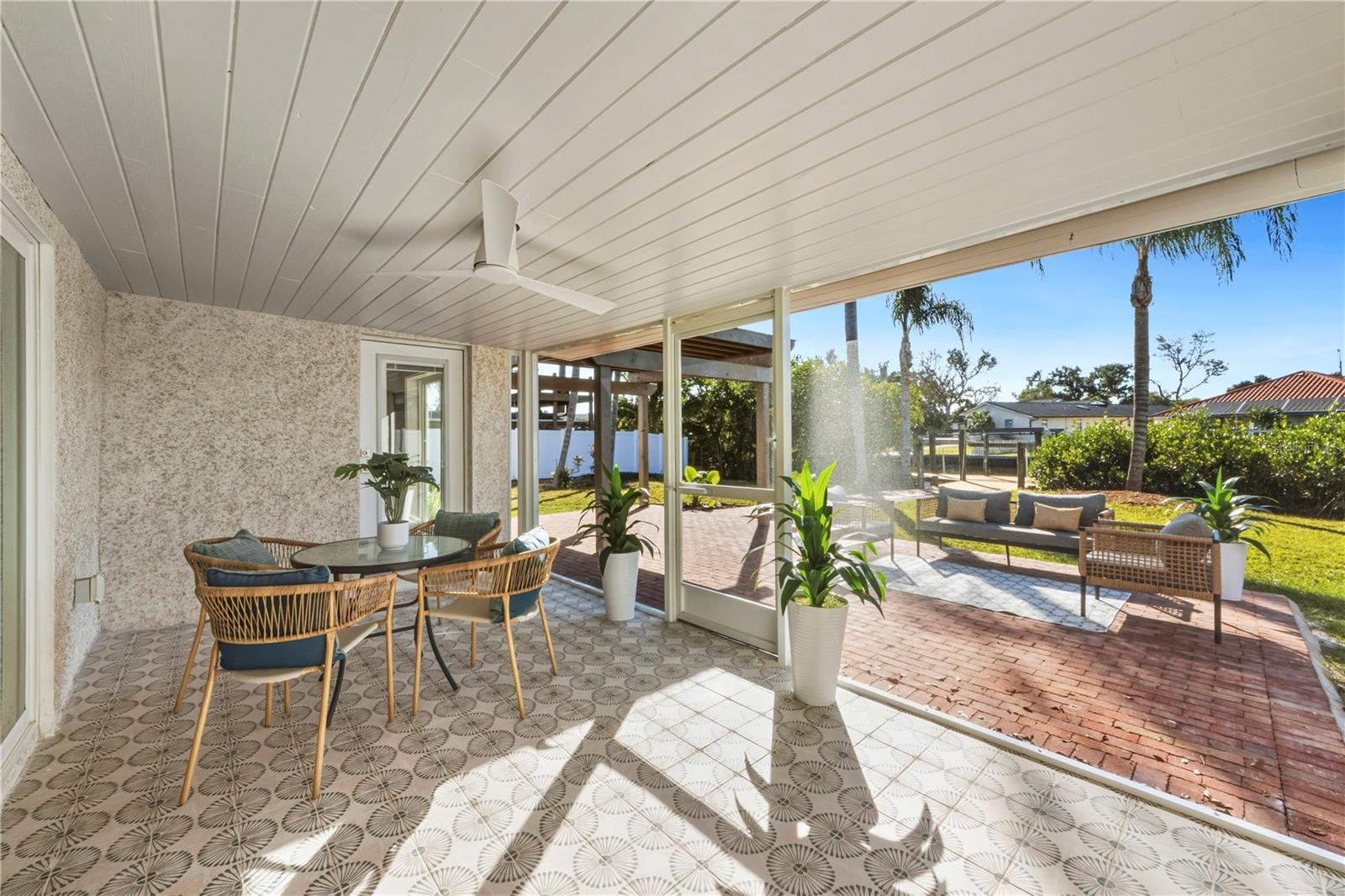 REPLAT OF BONAIRE BAYOU - Residential