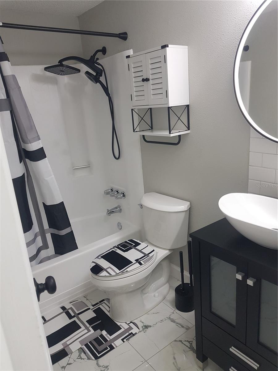 BUCKEYE MANOR - Residential Income