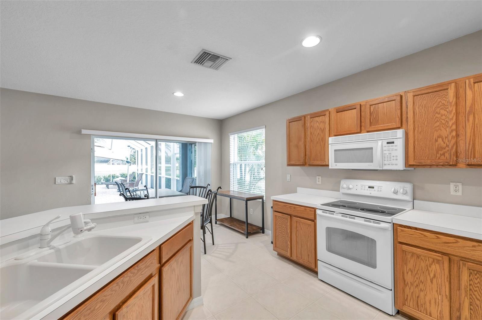 VERANDAHS - Residential Lease