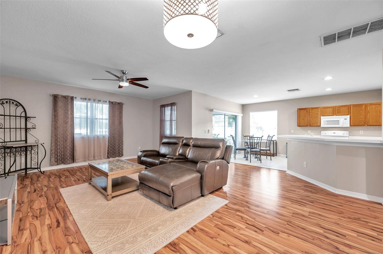 VERANDAHS - Residential Lease