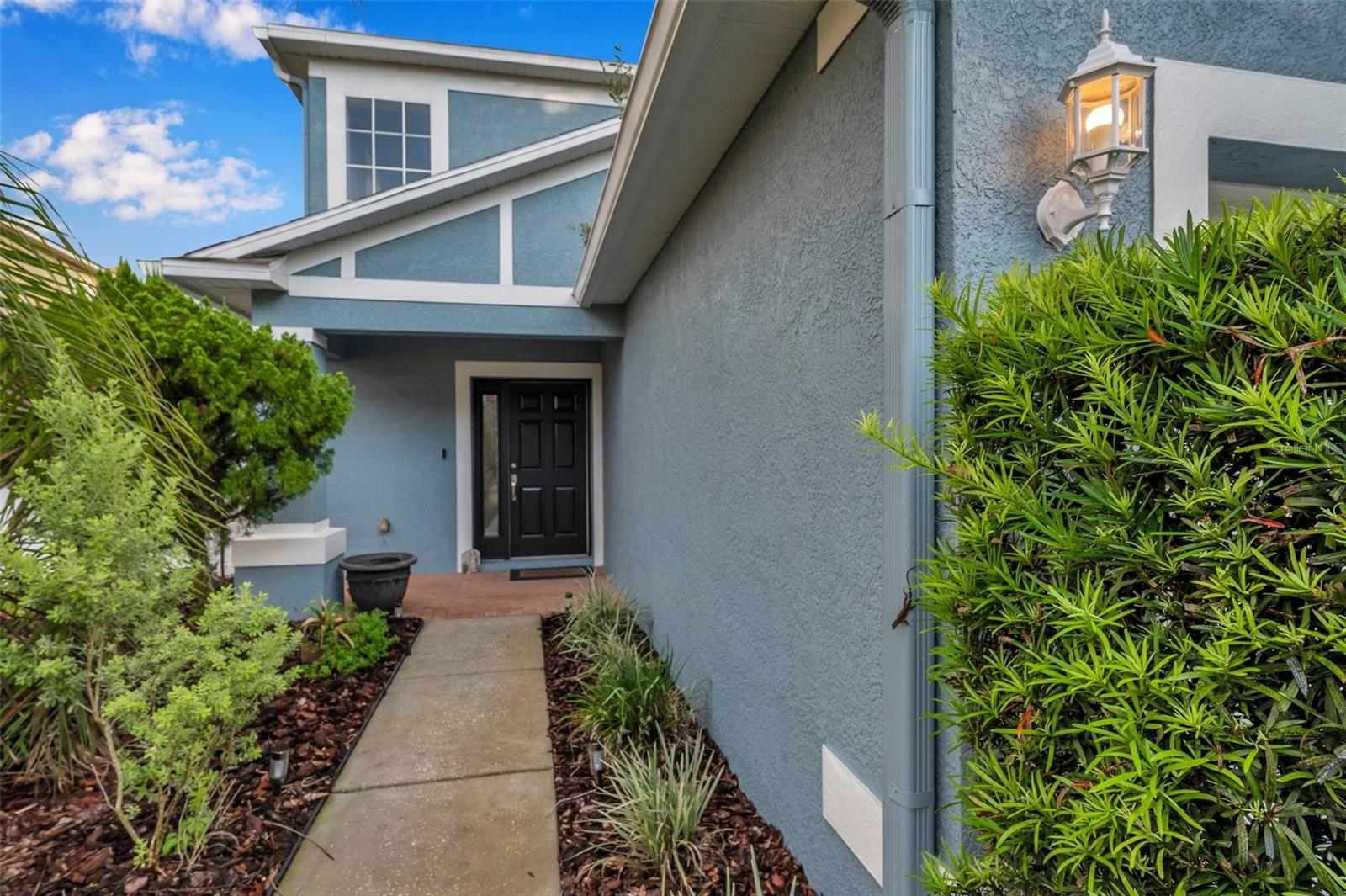 VERANDAHS - Residential Lease