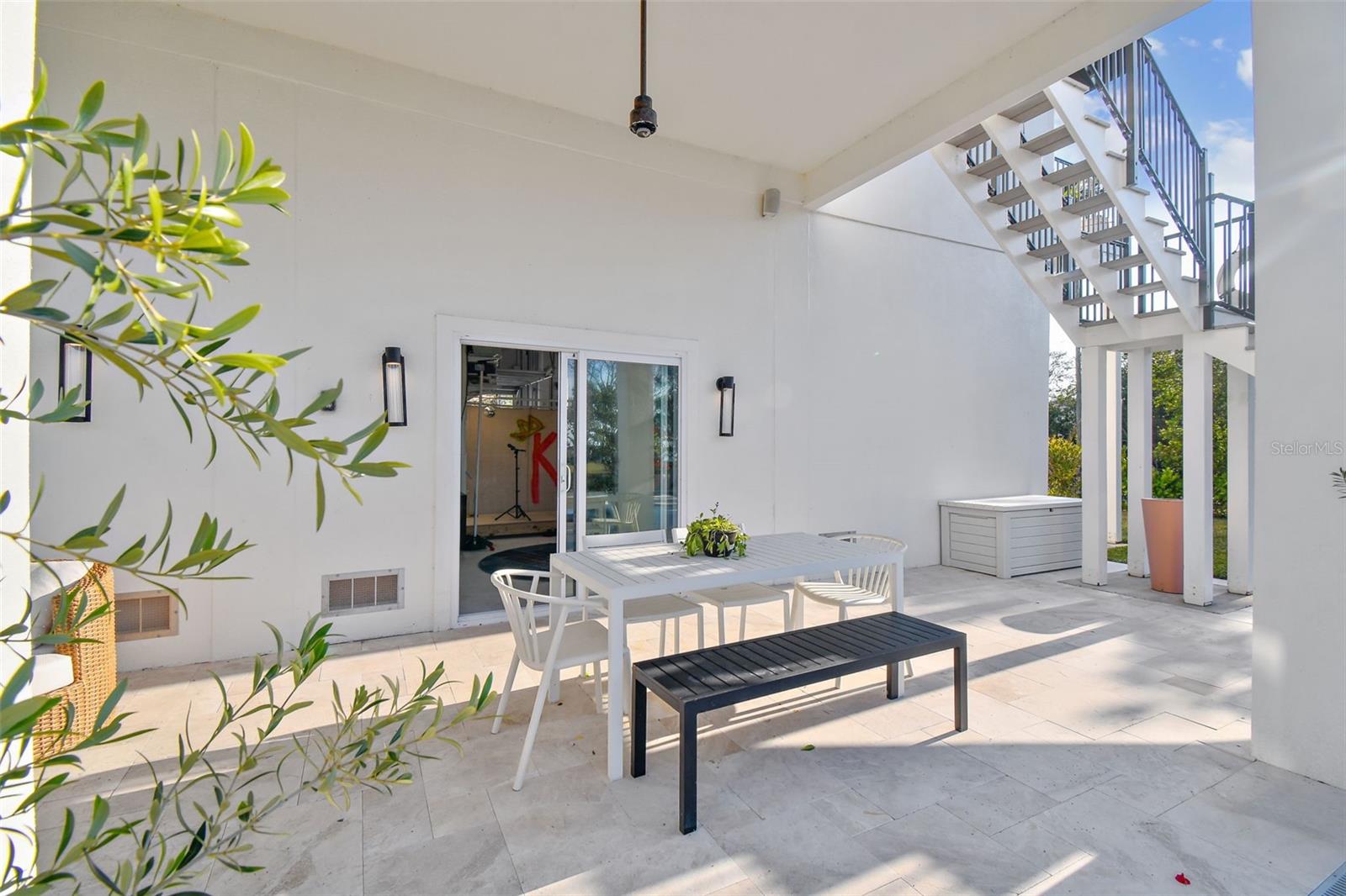 SEA BREEZE ISLAND - Residential