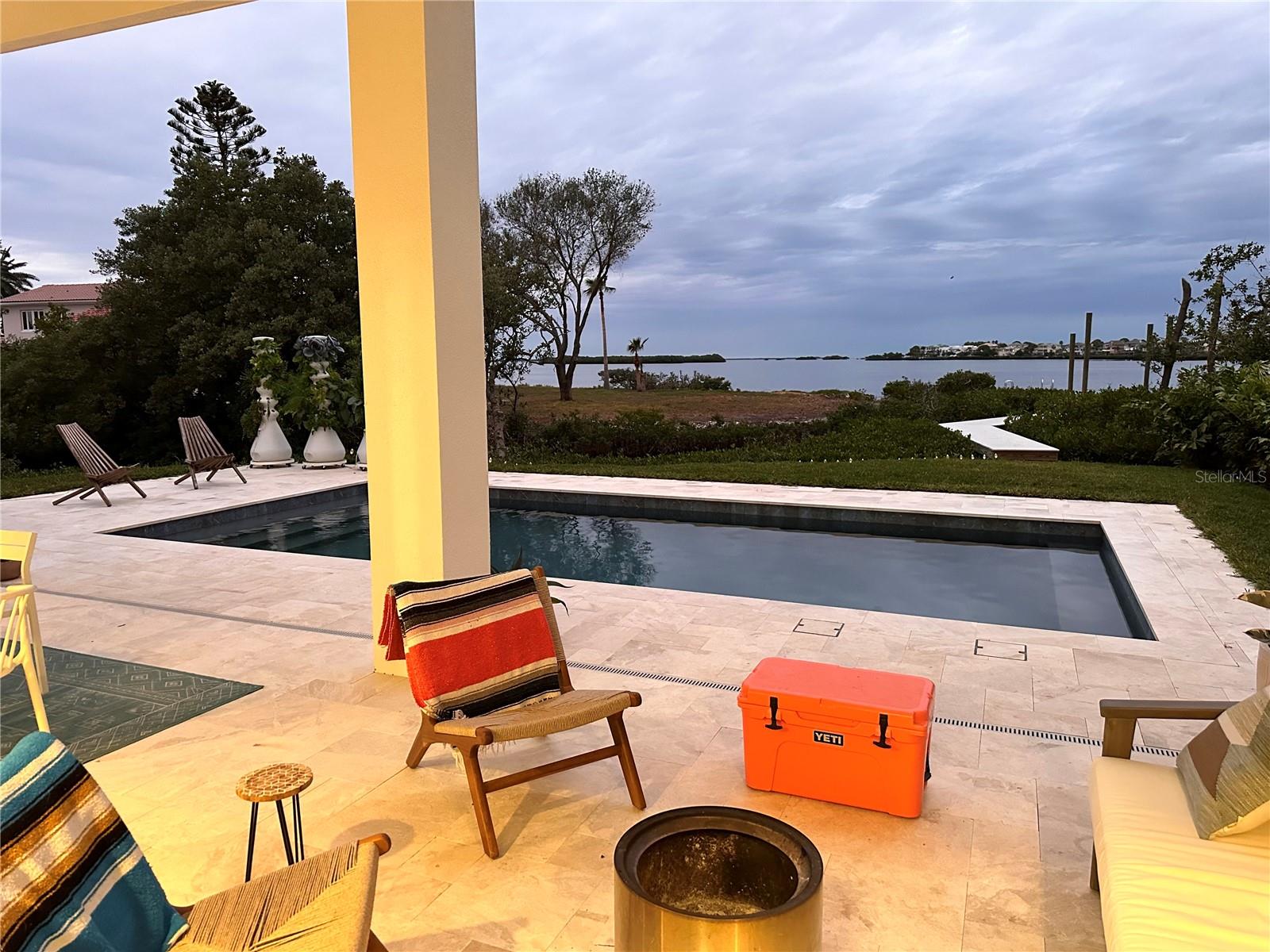 SEA BREEZE ISLAND - Residential