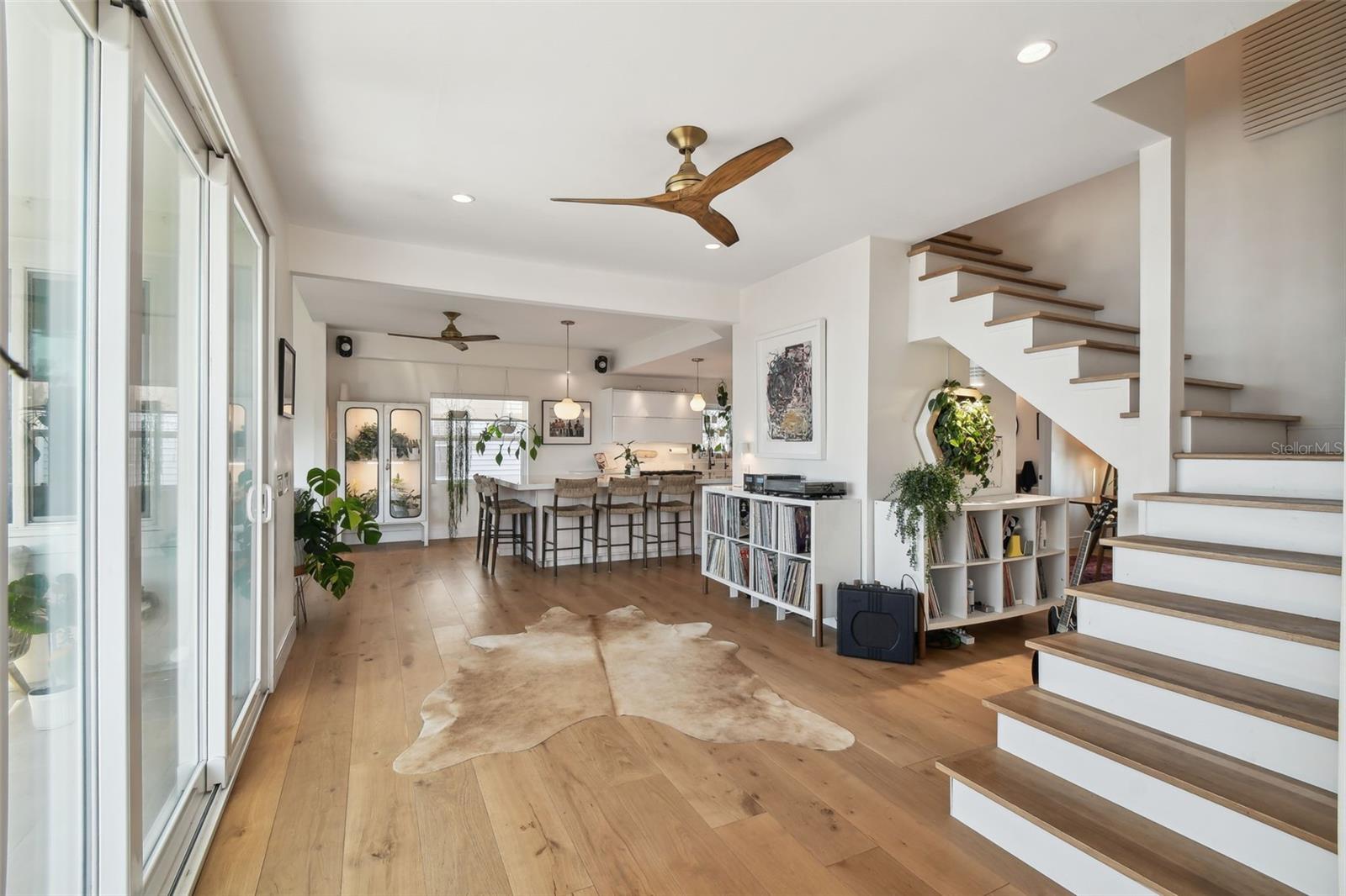 SEA BREEZE ISLAND - Residential