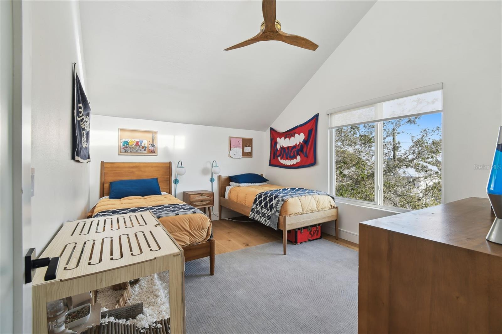 SEA BREEZE ISLAND - Residential