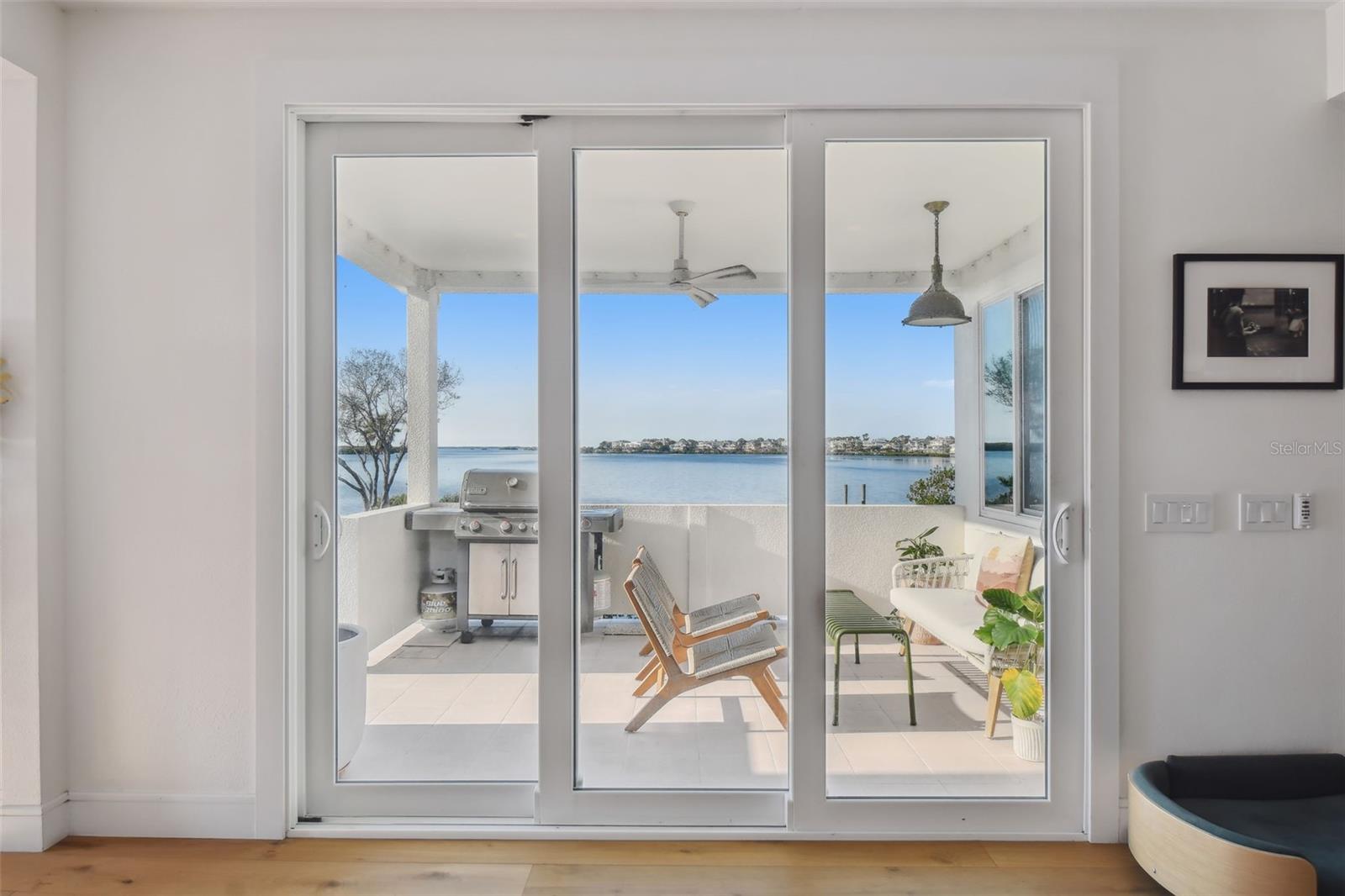 SEA BREEZE ISLAND - Residential