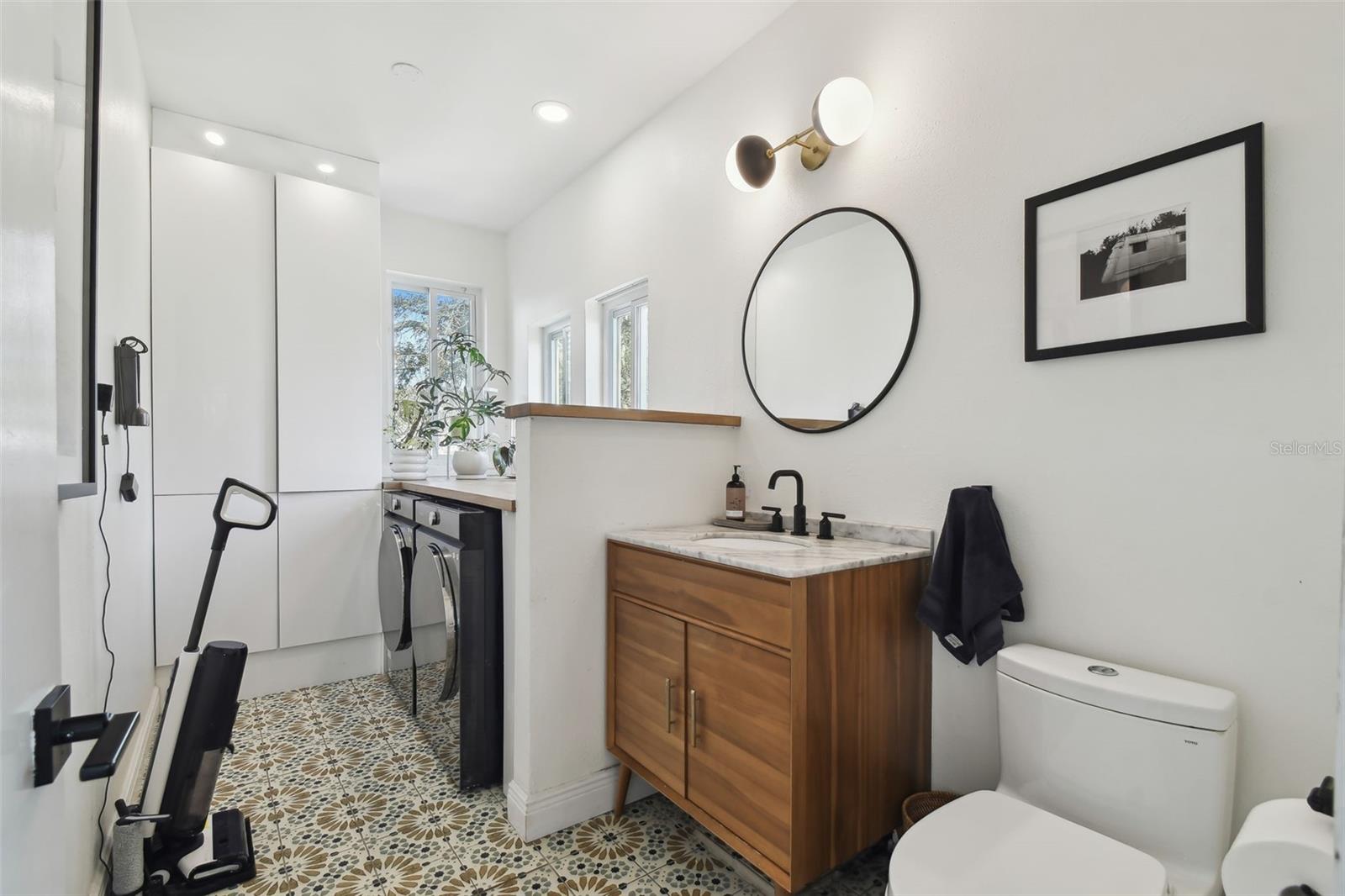 SEA BREEZE ISLAND - Residential