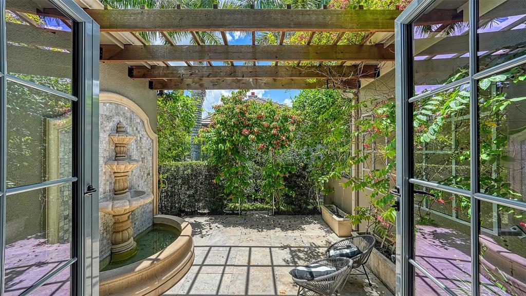 LAKE CLUB PH I - Residential