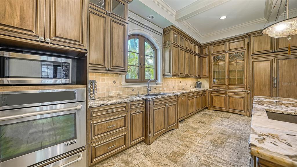 LAKE CLUB PH I - Residential