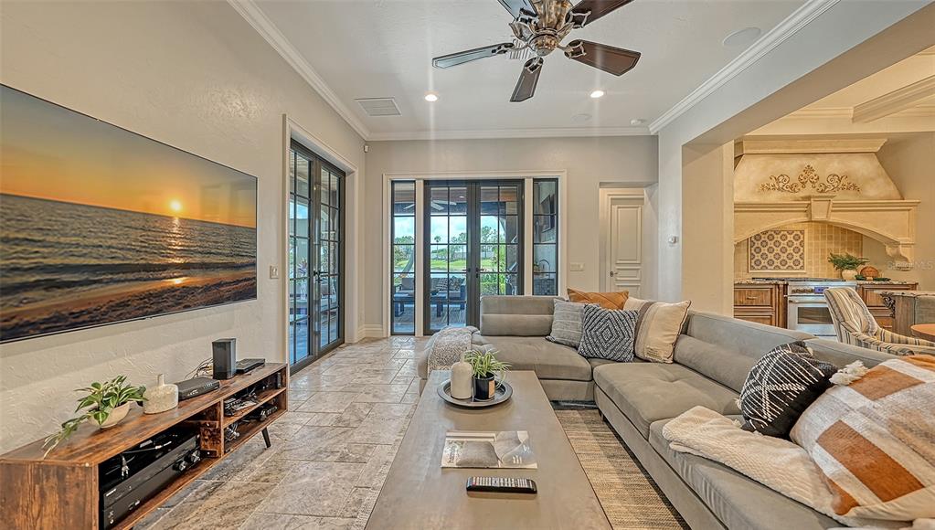 LAKE CLUB PH I - Residential