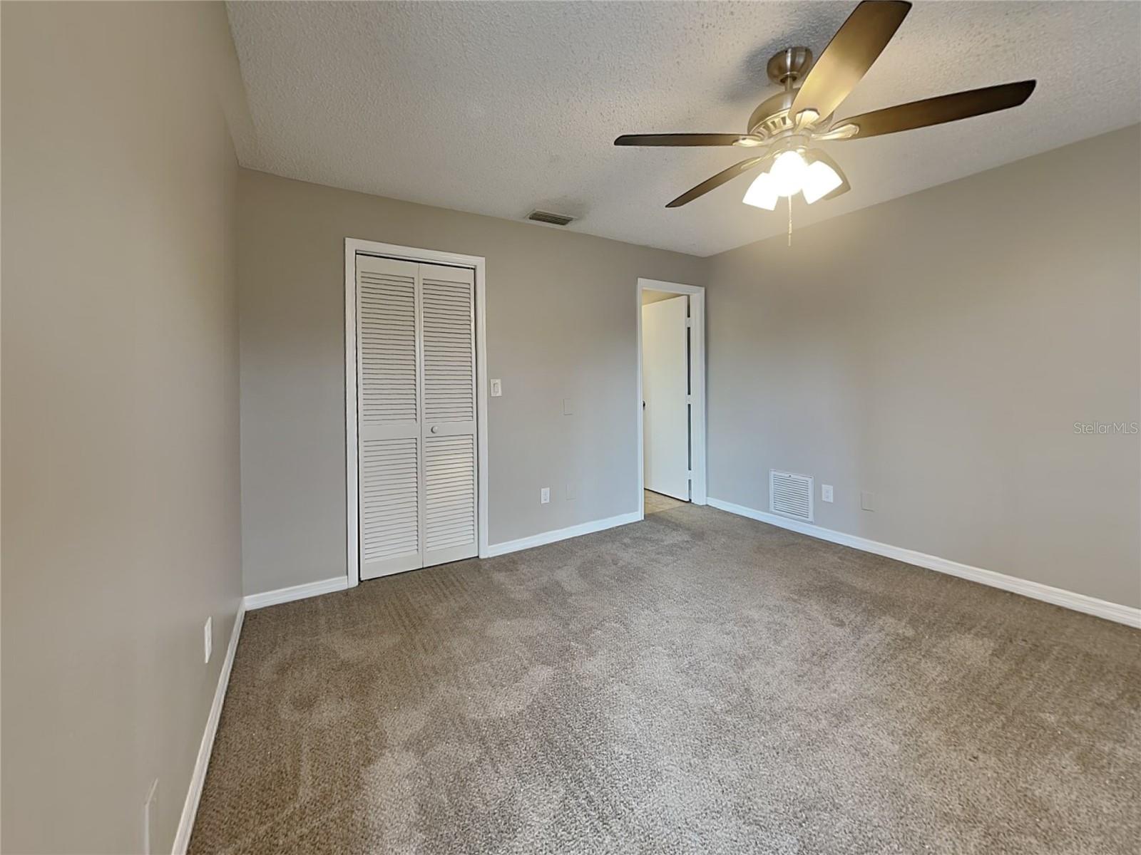 FLORIDA OAKS FIRST ADD - Residential Lease