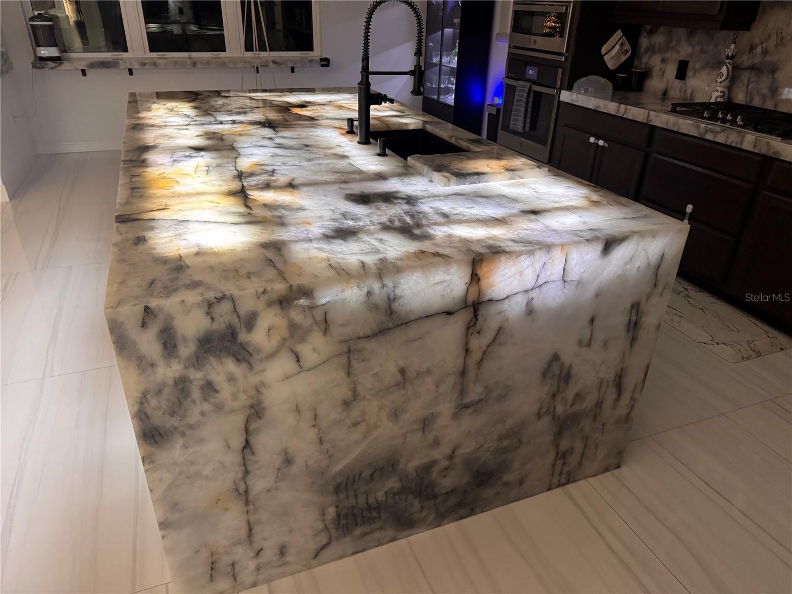 LAKEHOUSE COVE/WATERSIDE PH 1 - Residential