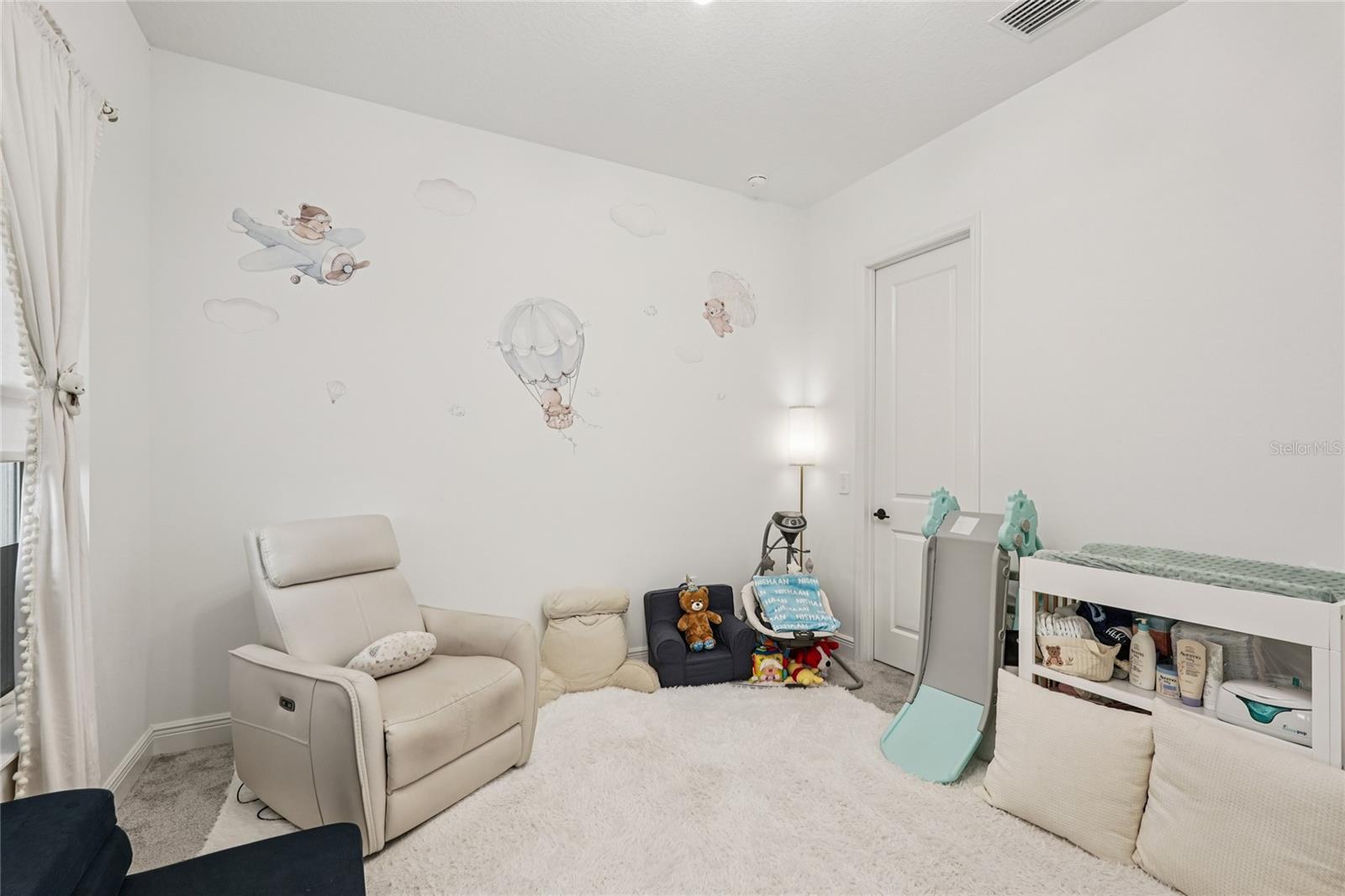 LAKEHOUSE COVE/WATERSIDE PH 1 - Residential