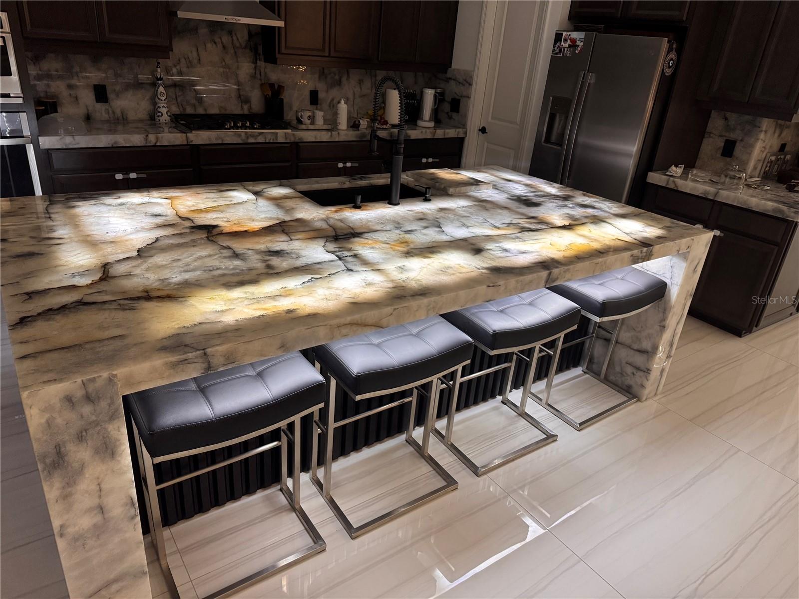 LAKEHOUSE COVE/WATERSIDE PH 1 - Residential