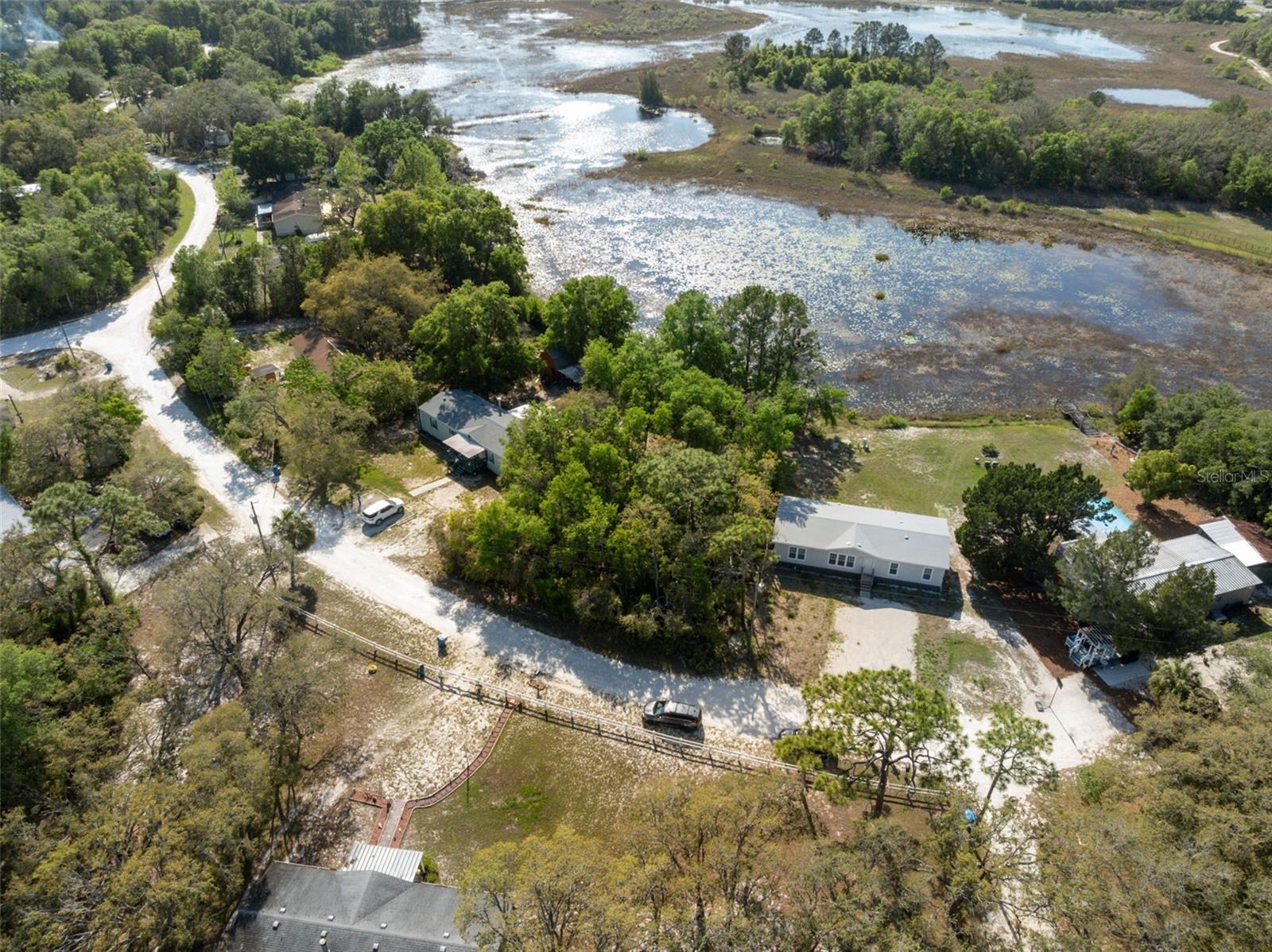 HIGHLAND LAKES - Land