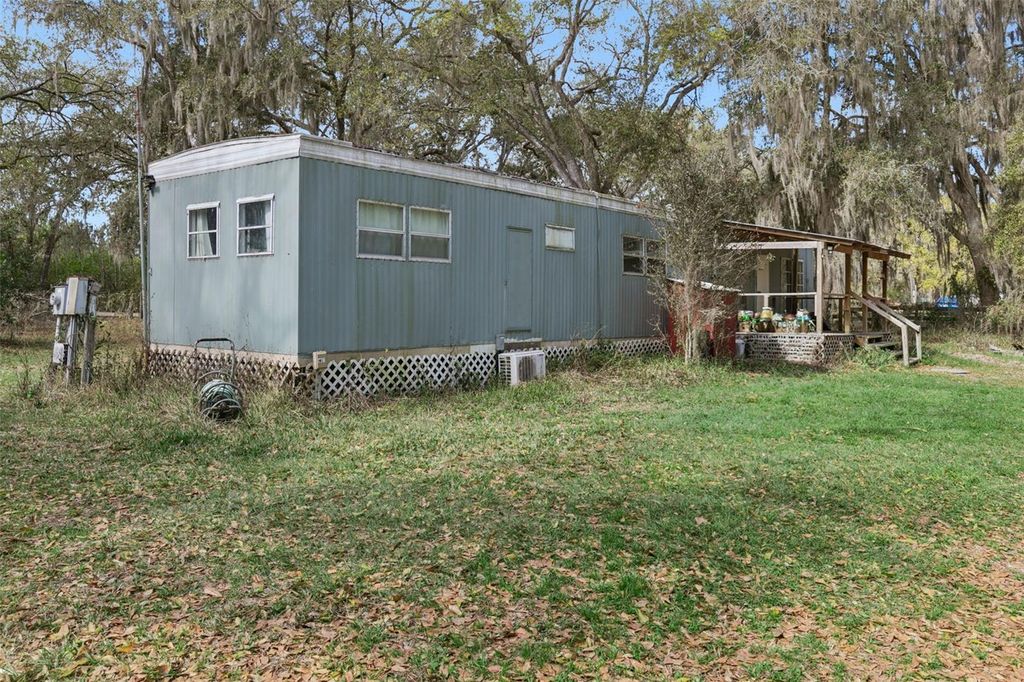 Photo of 15527 Trousdale Street, Clermont, FL 34715 (MLS # G5109324)