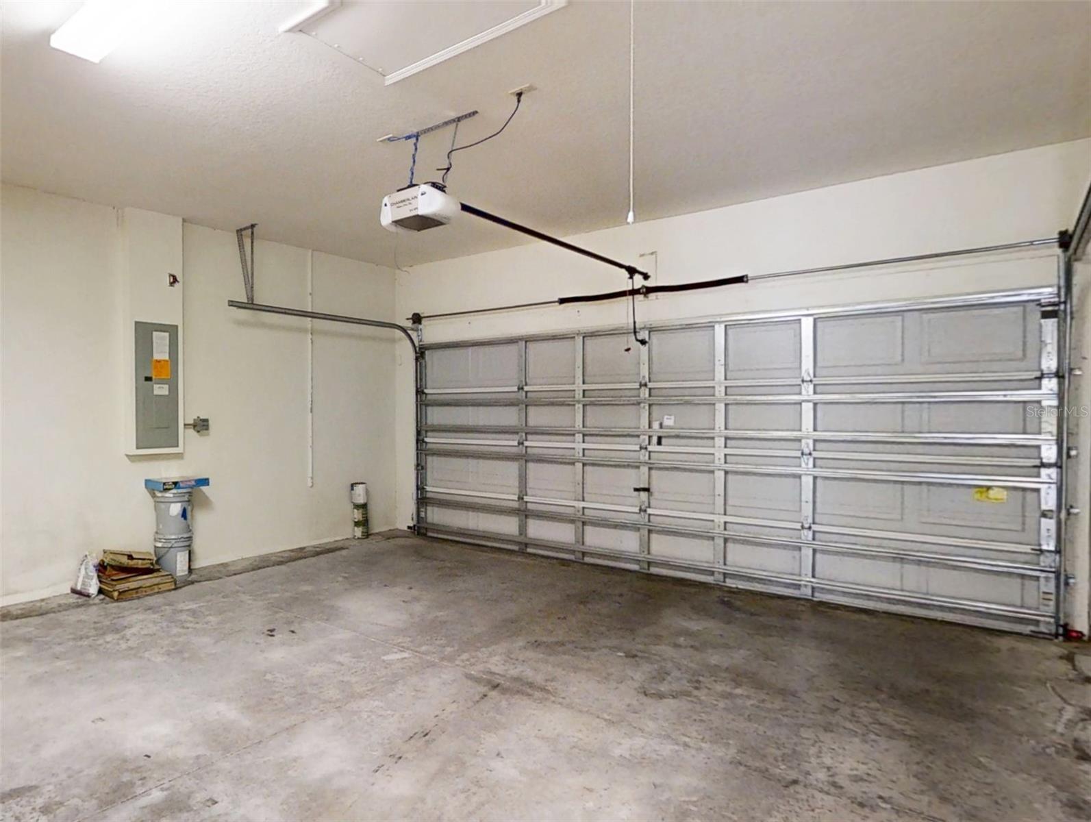 BRENTWOOD VILLAS V - Residential