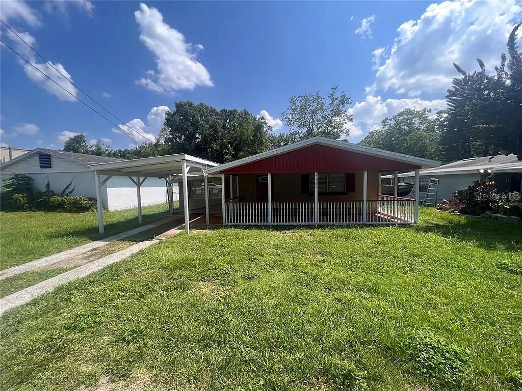 Welcome to 2460 Avenue E SW in Winter Haven! A great 4 bedroom 2 bath home in a centralized location with close proximity to parks, shopping, medical facilities, and entertainment. Available 8/31/25