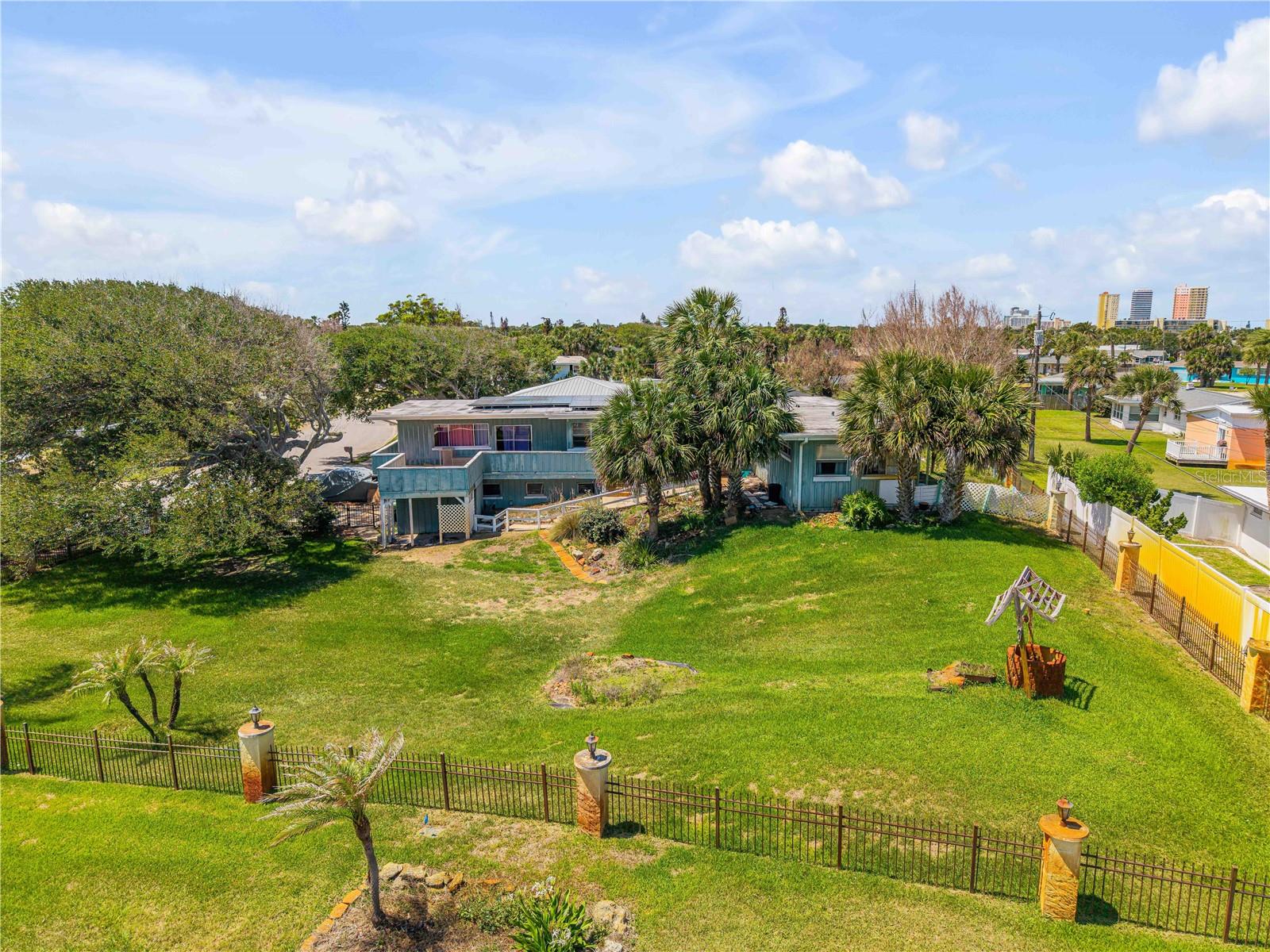 401 DRIFTWOOD AVENUE