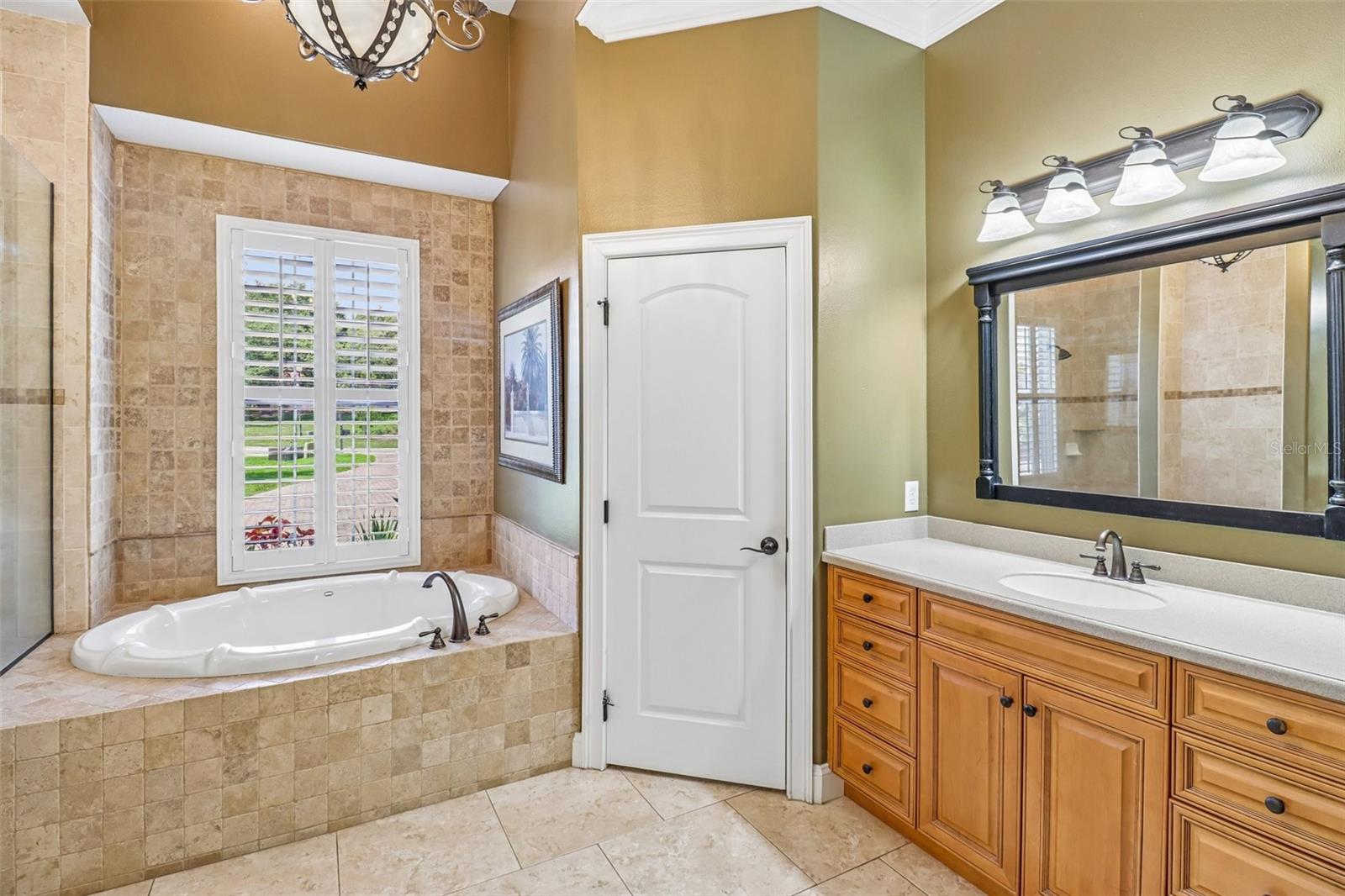 SILVER LAKE MEADOWS SUB - Residential