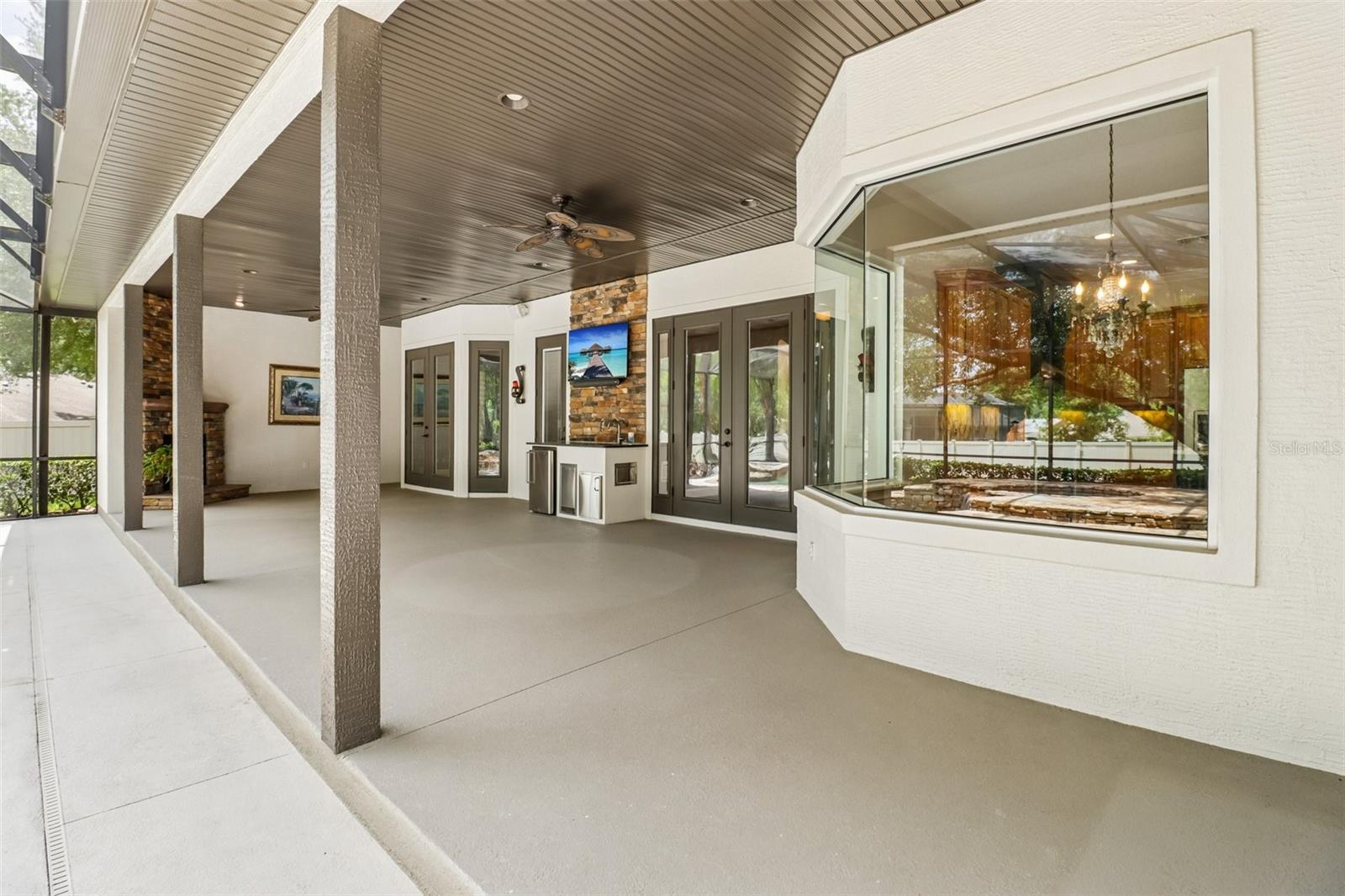SILVER LAKE MEADOWS SUB - Residential