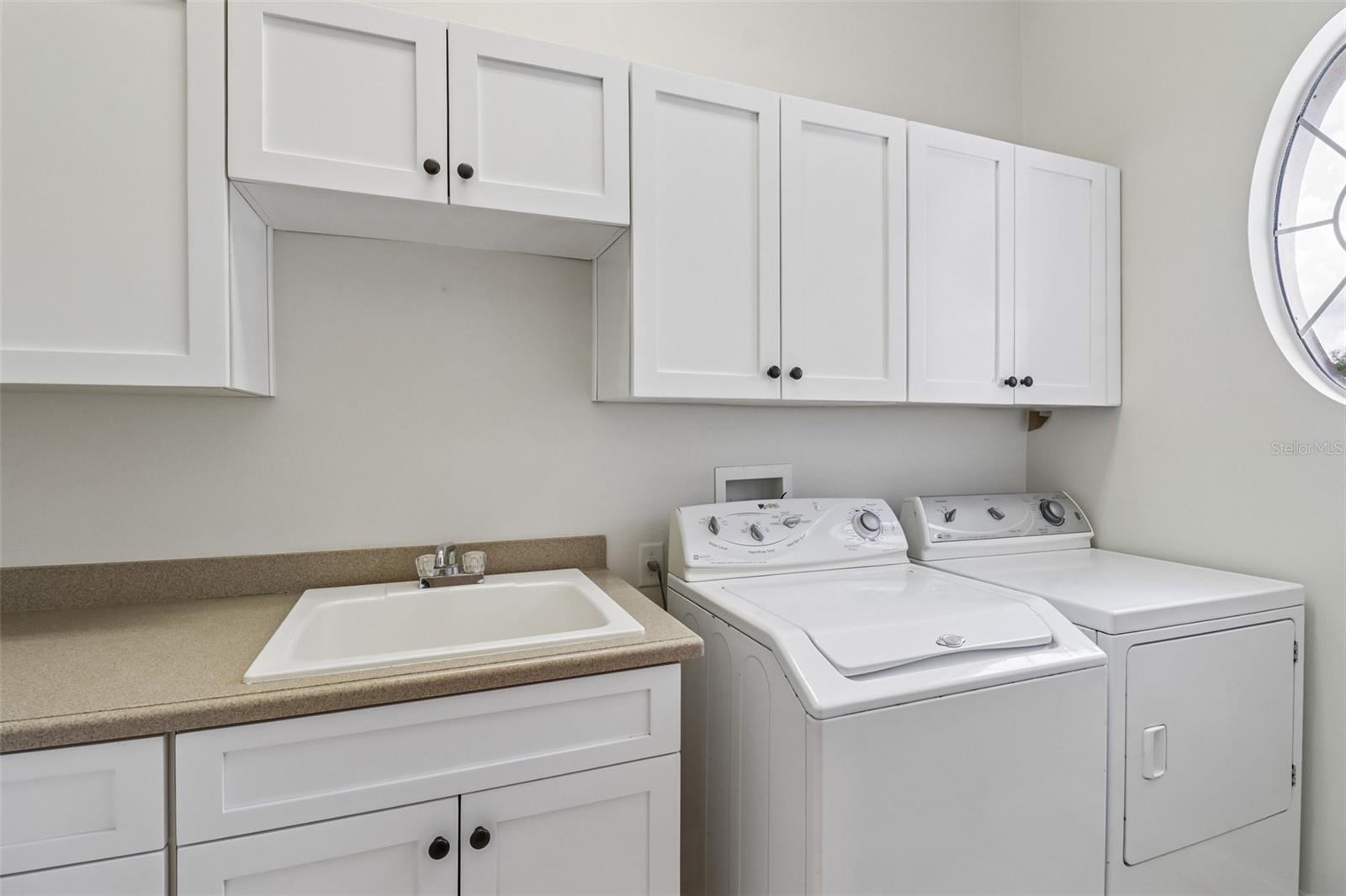 SILVER LAKE MEADOWS SUB - Residential