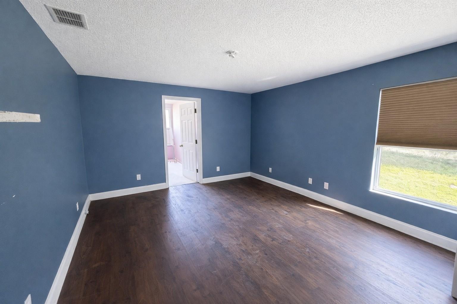 ESTATES LAKE ST CHARLES - Residential