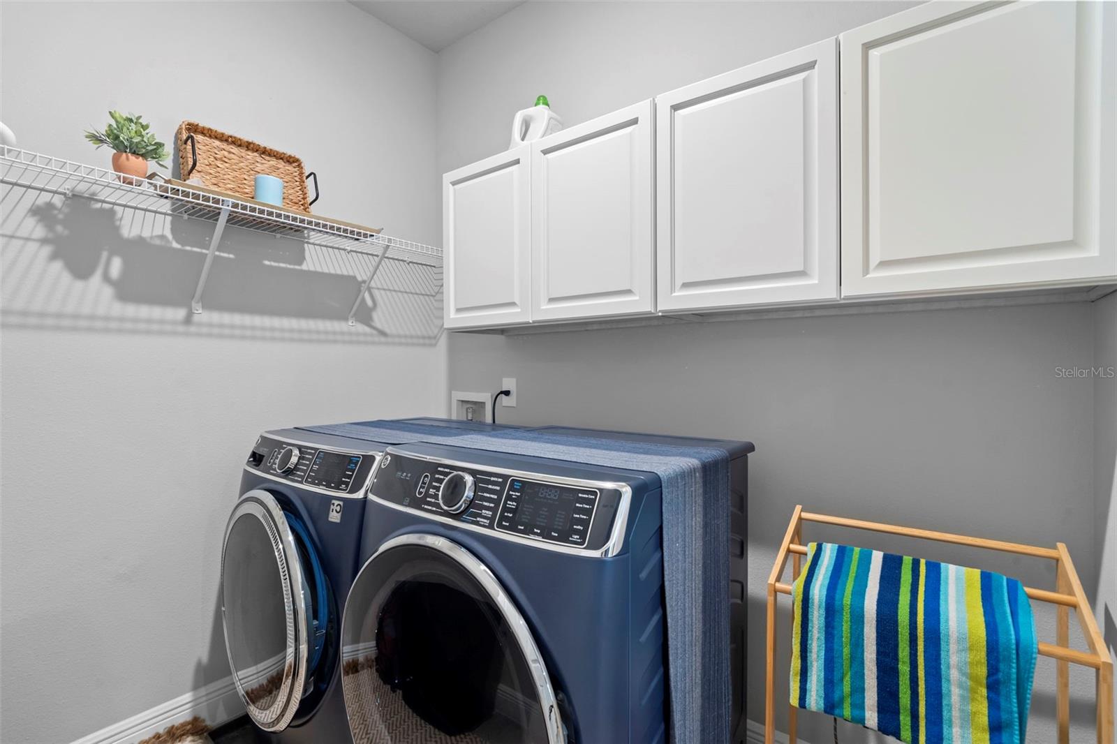 ENCLAVE AT HAWKS CREST - Residential