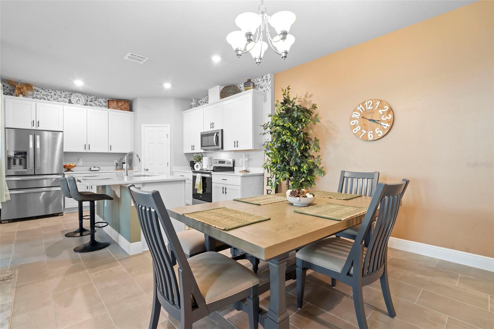 ENCLAVE AT HAWKS CREST - Residential