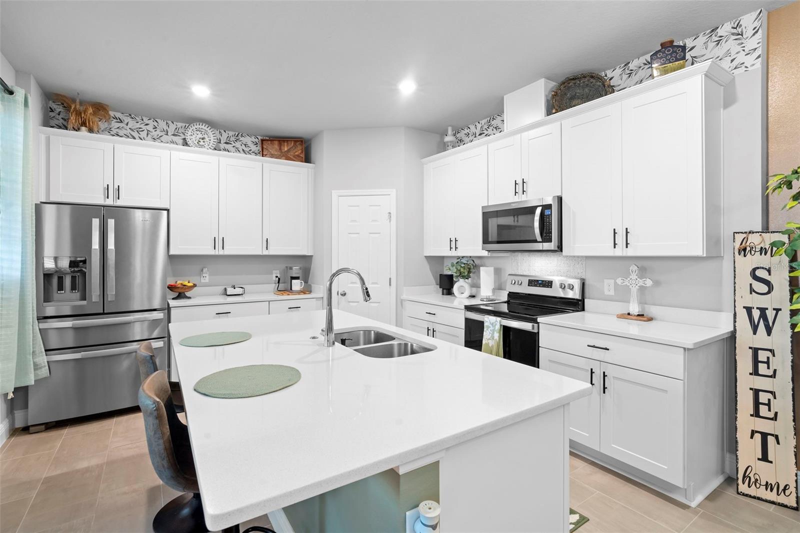 ENCLAVE AT HAWKS CREST - Residential