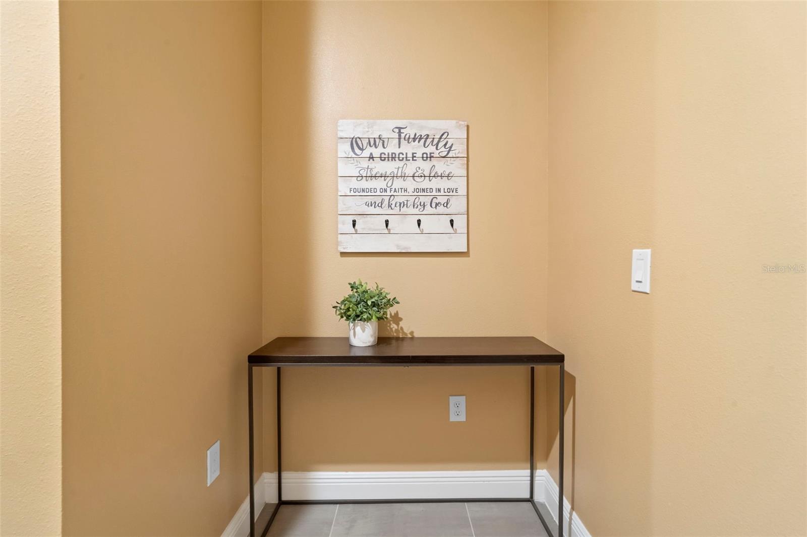 ENCLAVE AT HAWKS CREST - Residential