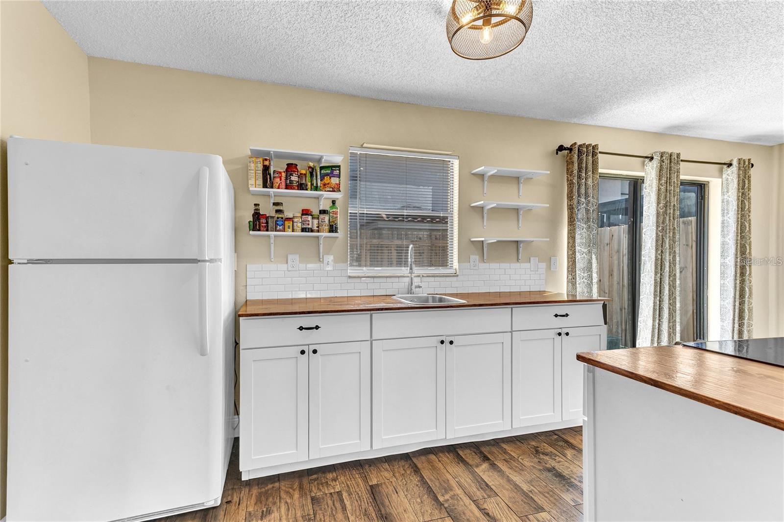 HIDDEN CREEK CONDO PH 05 - Residential