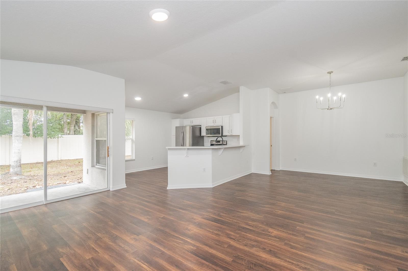 CEDARCREST - Residential