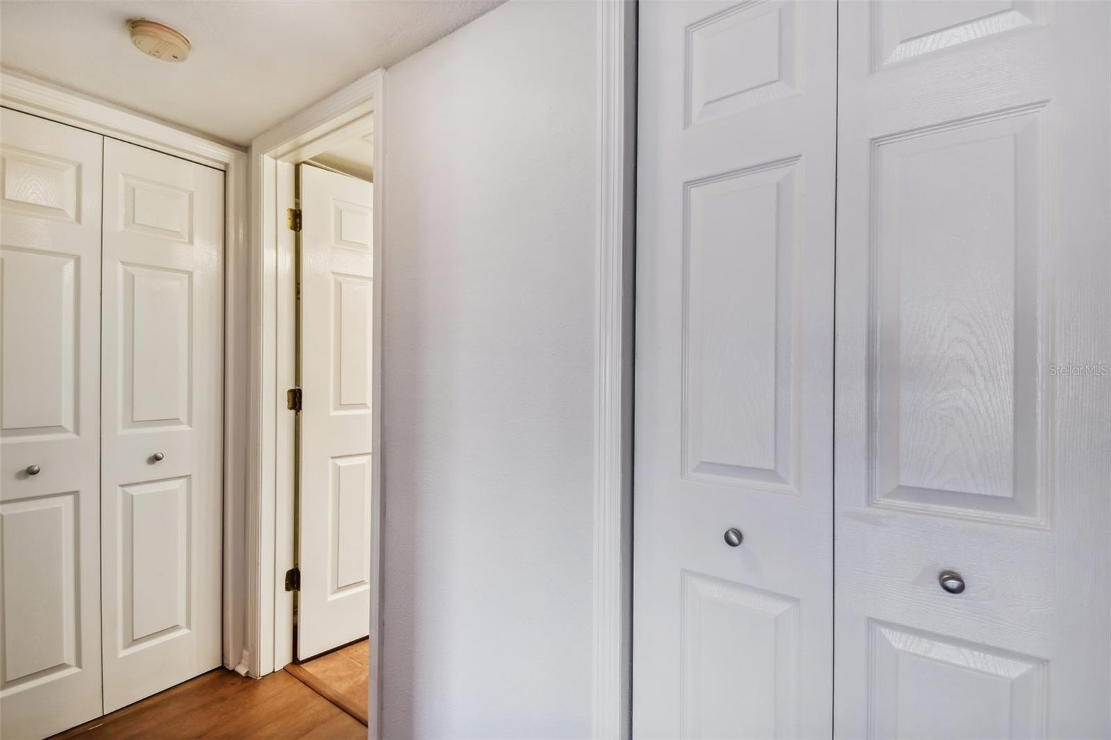 THE GALLERY AT BAYPORT CONDOMI - Residential Lease