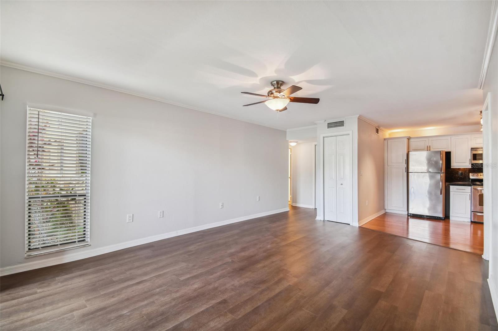 THE GALLERY AT BAYPORT CONDOMI - Residential Lease