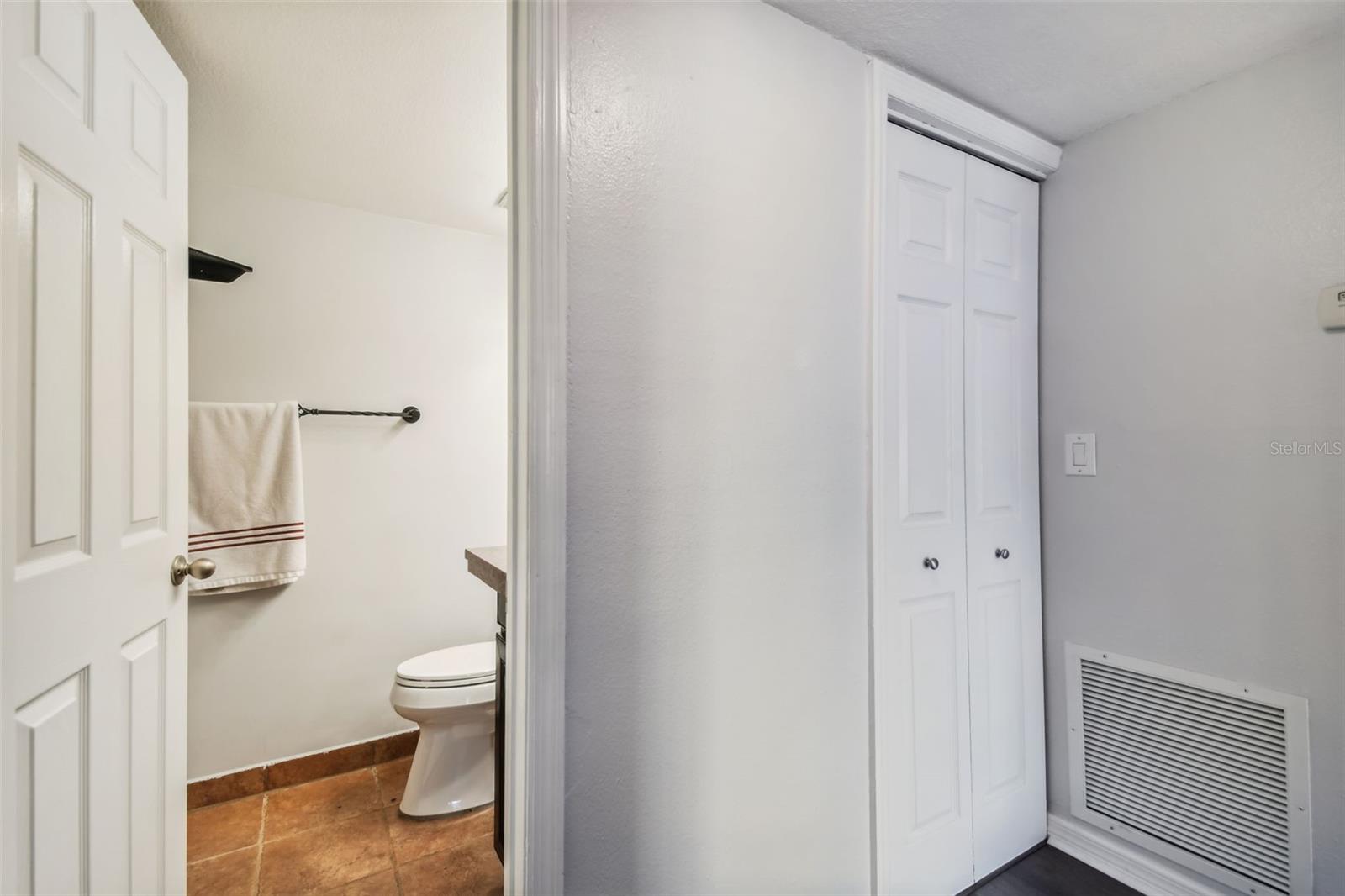 THE GALLERY AT BAYPORT CONDOMI - Residential Lease