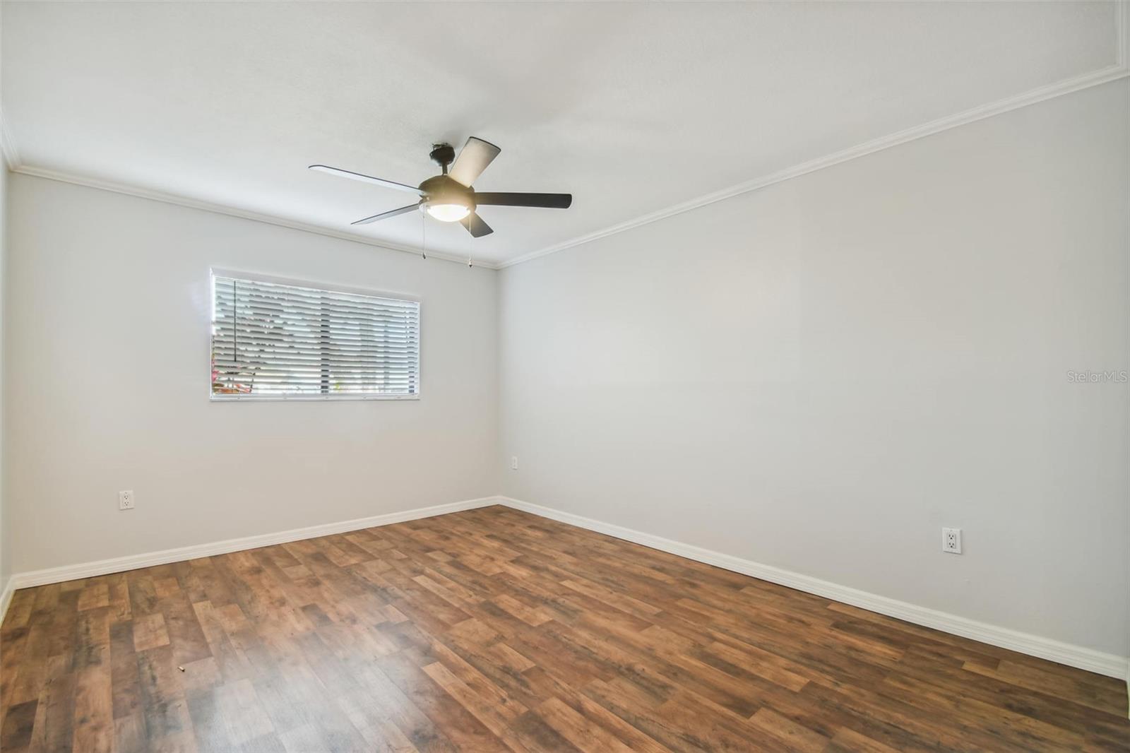 THE GALLERY AT BAYPORT CONDOMI - Residential Lease