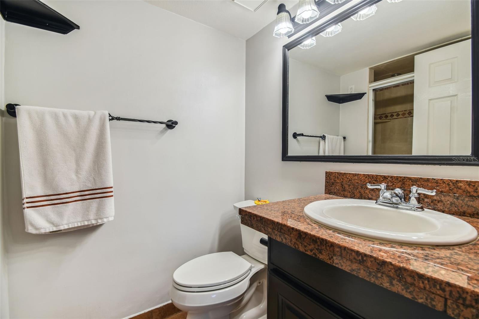 THE GALLERY AT BAYPORT CONDOMI - Residential Lease