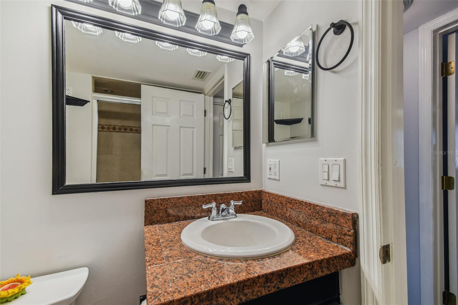 THE GALLERY AT BAYPORT CONDOMI - Residential Lease