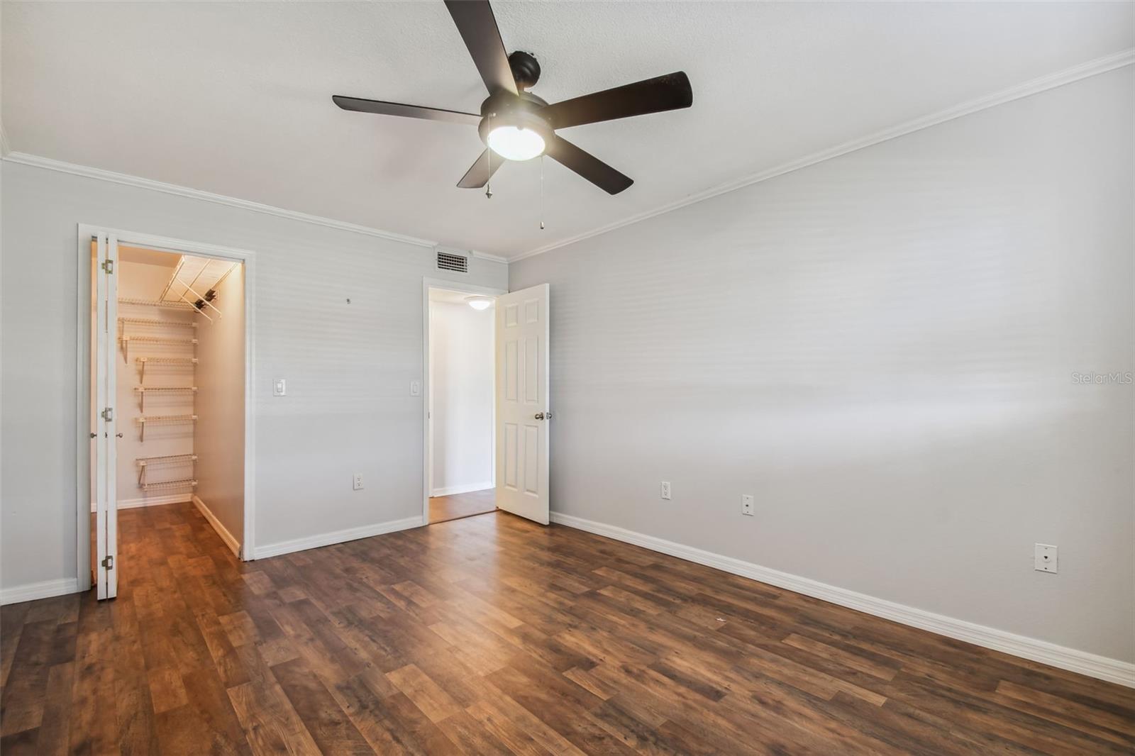 THE GALLERY AT BAYPORT CONDOMI - Residential Lease