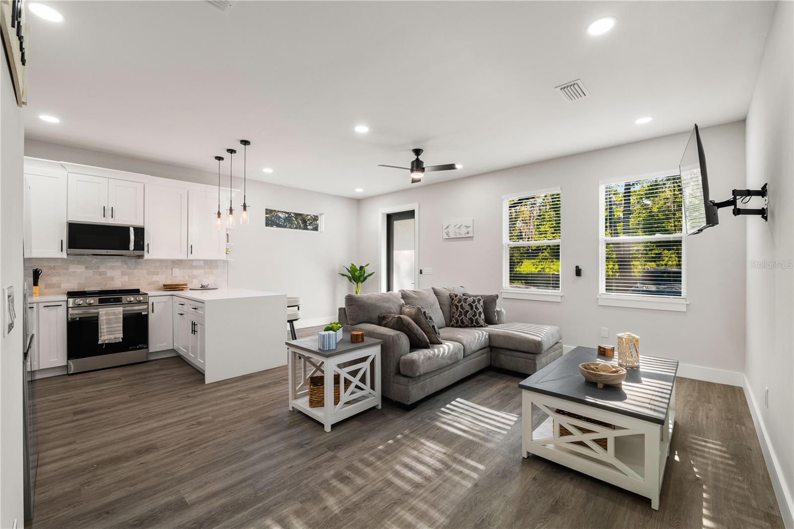 HALES ADD TO BROOKSVL - Residential Income