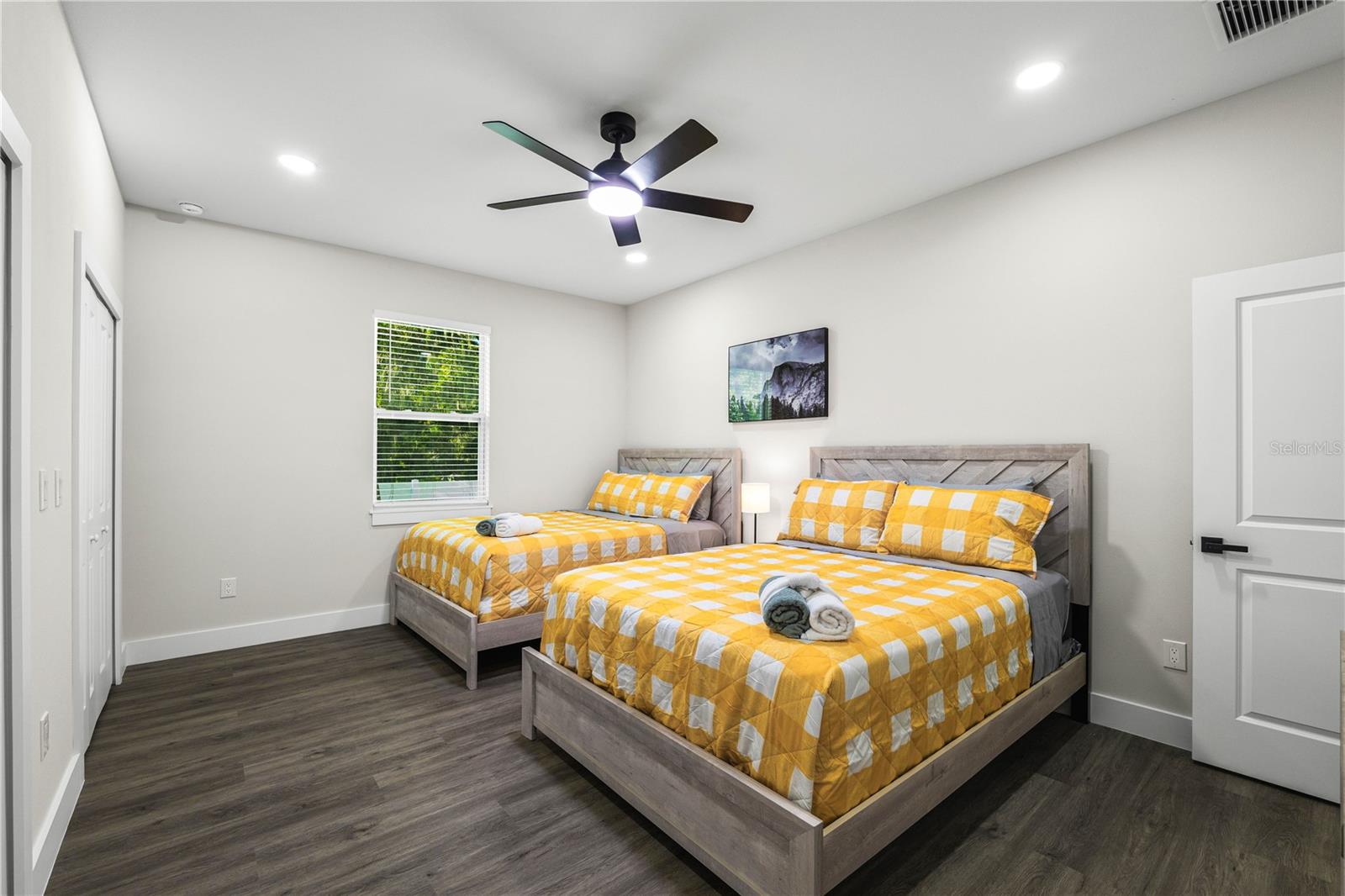 HALES ADD TO BROOKSVL - Residential Income