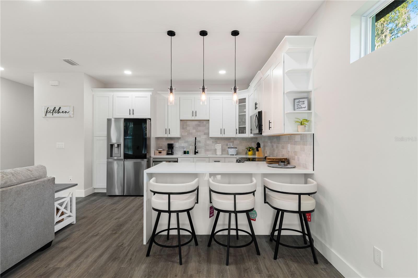 HALES ADD TO BROOKSVL - Residential Income