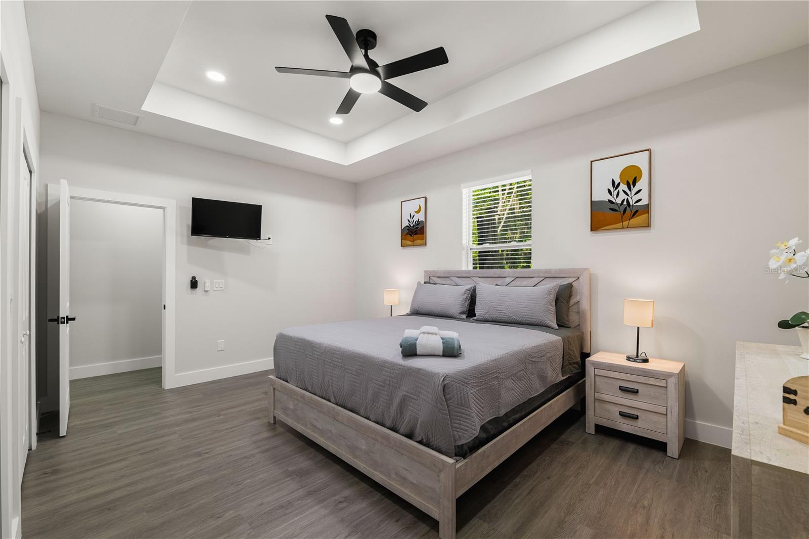 HALES ADD TO BROOKSVL - Residential Income