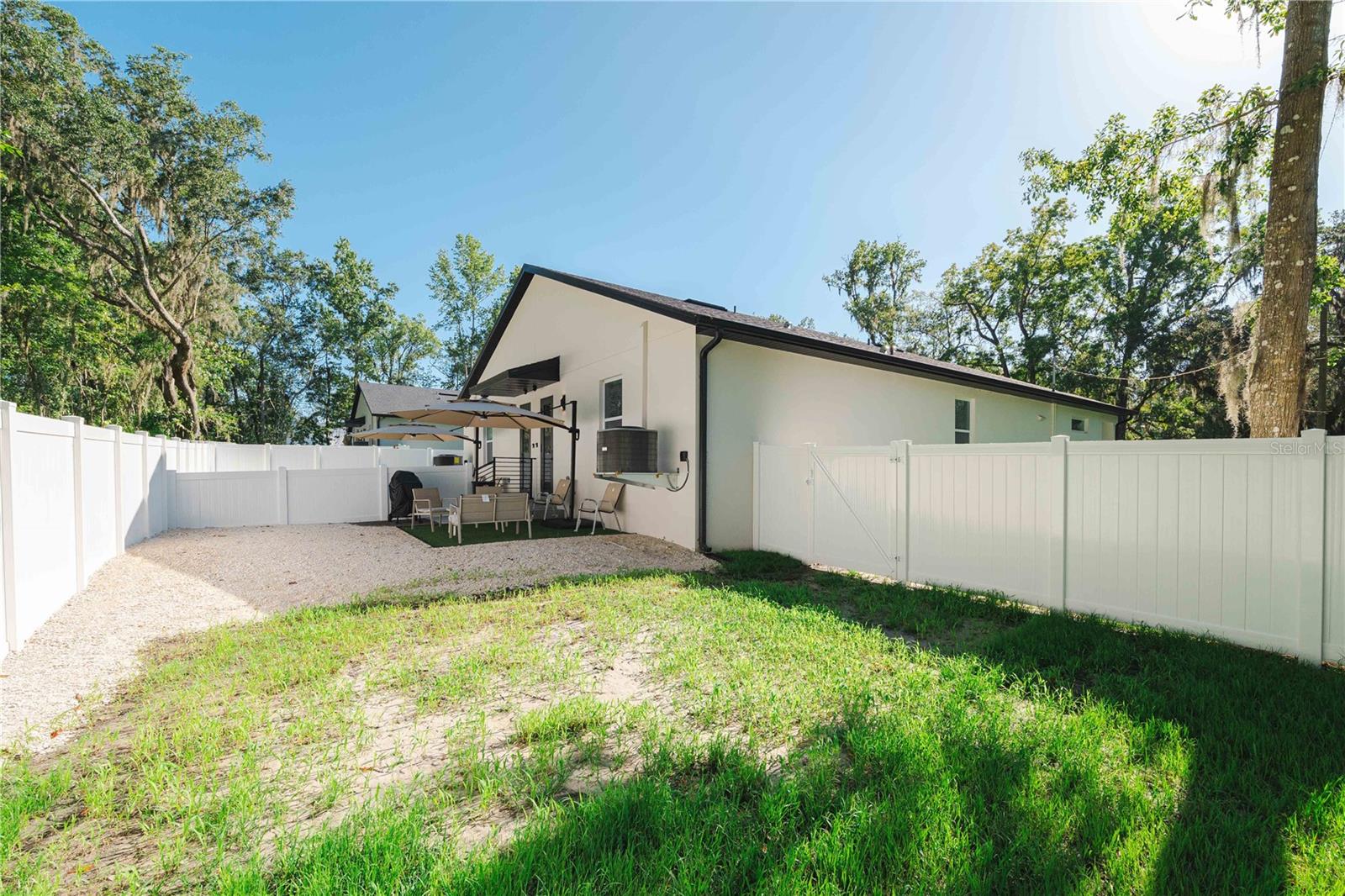 HALES ADD TO BROOKSVL - Residential Income