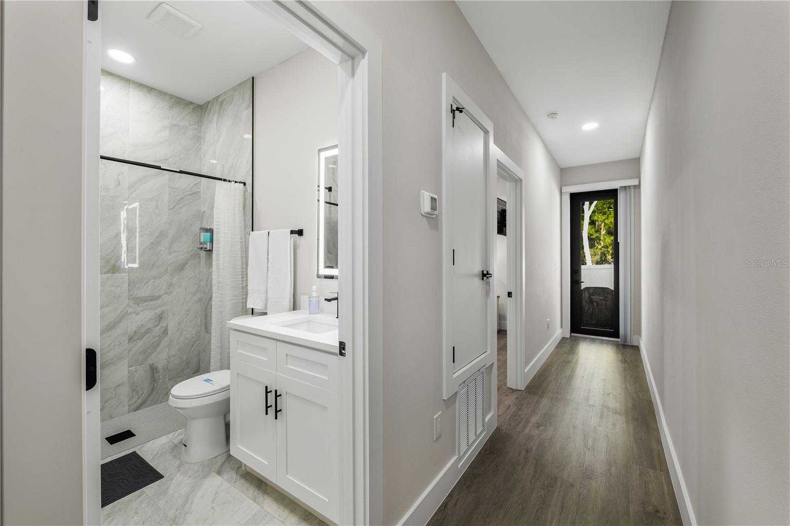 HALES ADD TO BROOKSVL - Residential Income