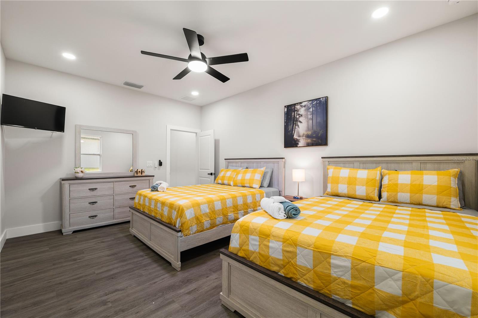 HALES ADD TO BROOKSVL - Residential Income