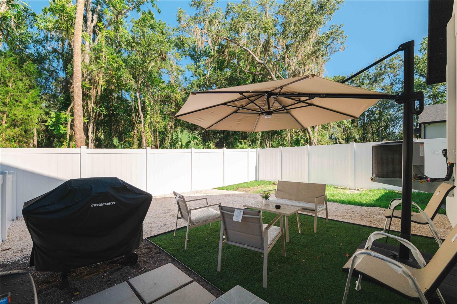 HALES ADD TO BROOKSVL - Residential Income