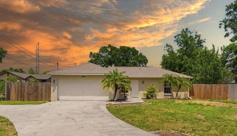 Photo of 4907 Bradford Lane, Tampa, FL 33624 (MLS # TB8501408)